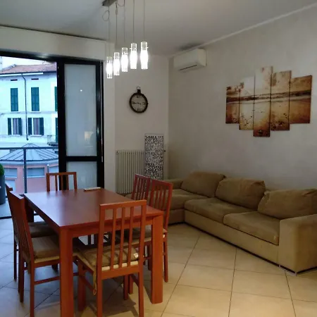 Apartamento Housetommycomo *