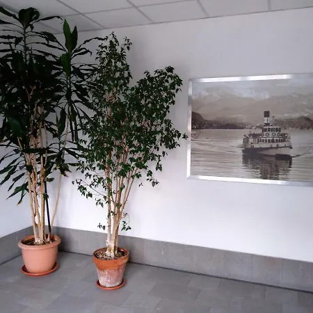 Apartamento Housetommycomo Como