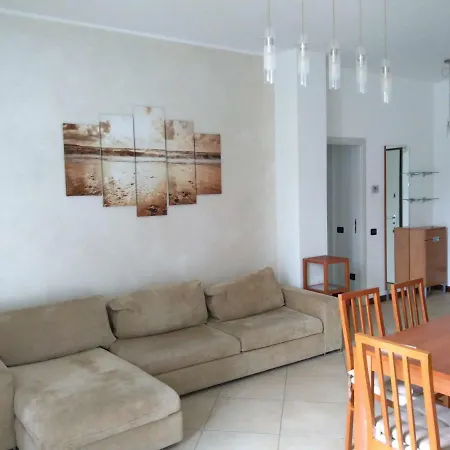 Housetommycomo Apartamento